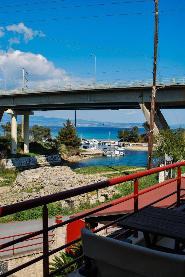 Canal Luxury Apartments Néa Potídea Kültér fotó