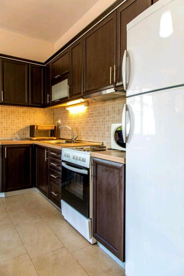 Canal Luxury Apartments Néa Potídea Kültér fotó